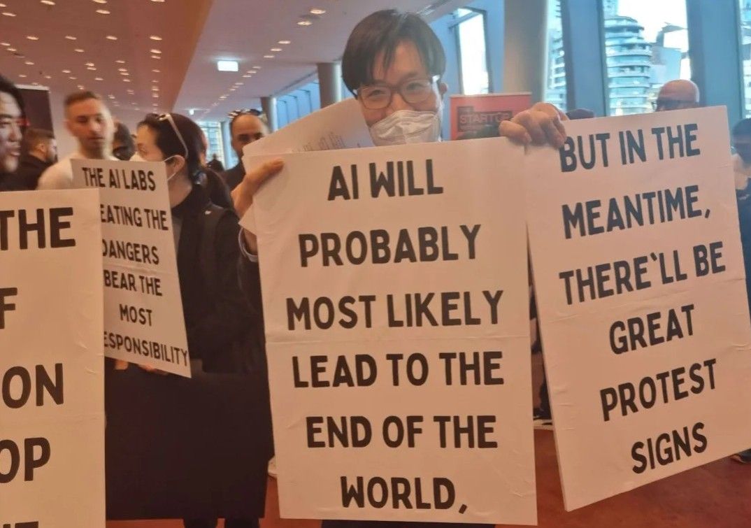 20230616_AusMelb_PauseAIProtestAltman_Michael.jpg
